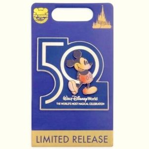 Walt Disney World 50th Anniversary Mickey Mouse Pin – Limited Release *New